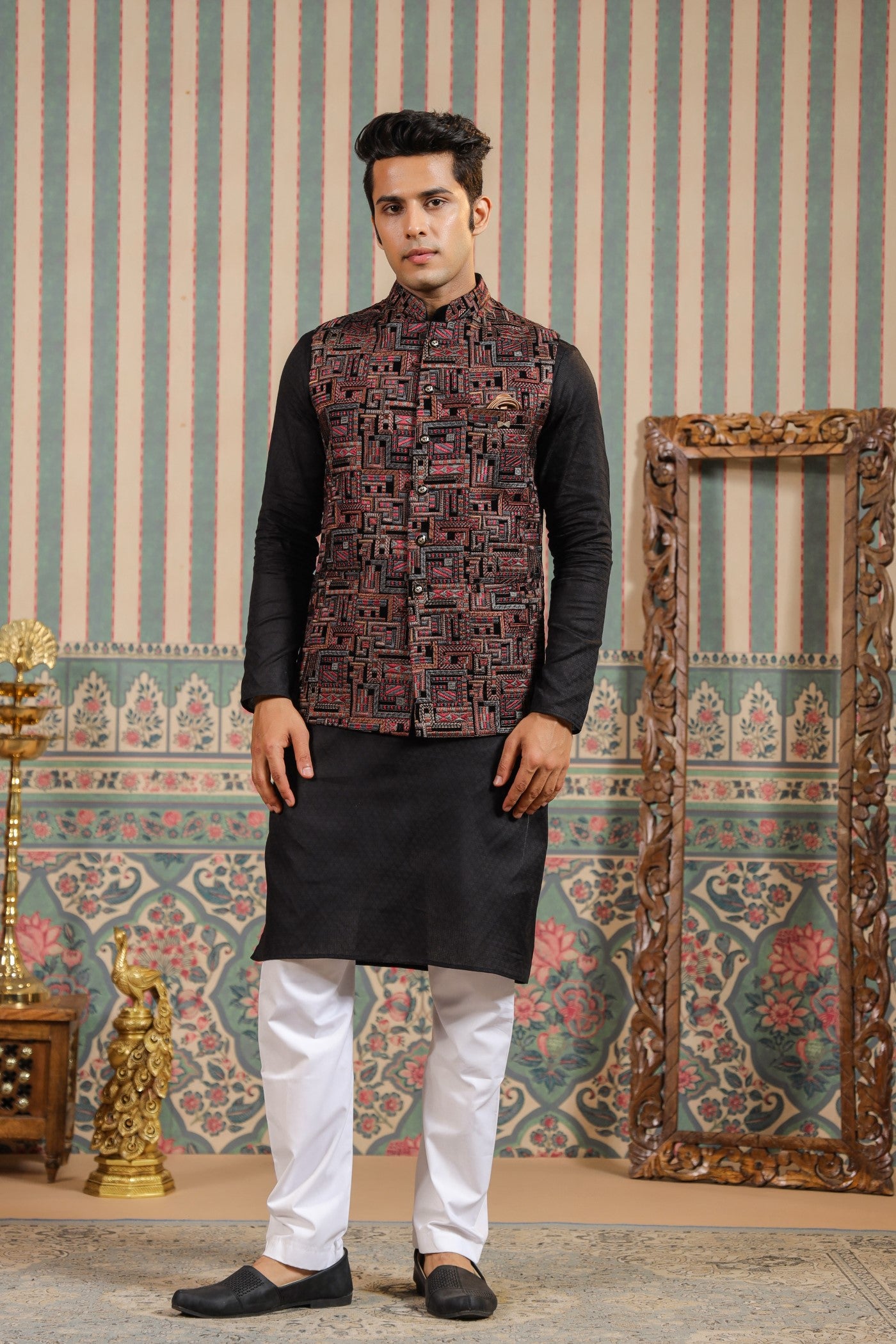 Men'S Black 5 Buttons Regular Cut Velvet Waistcoat main image 1