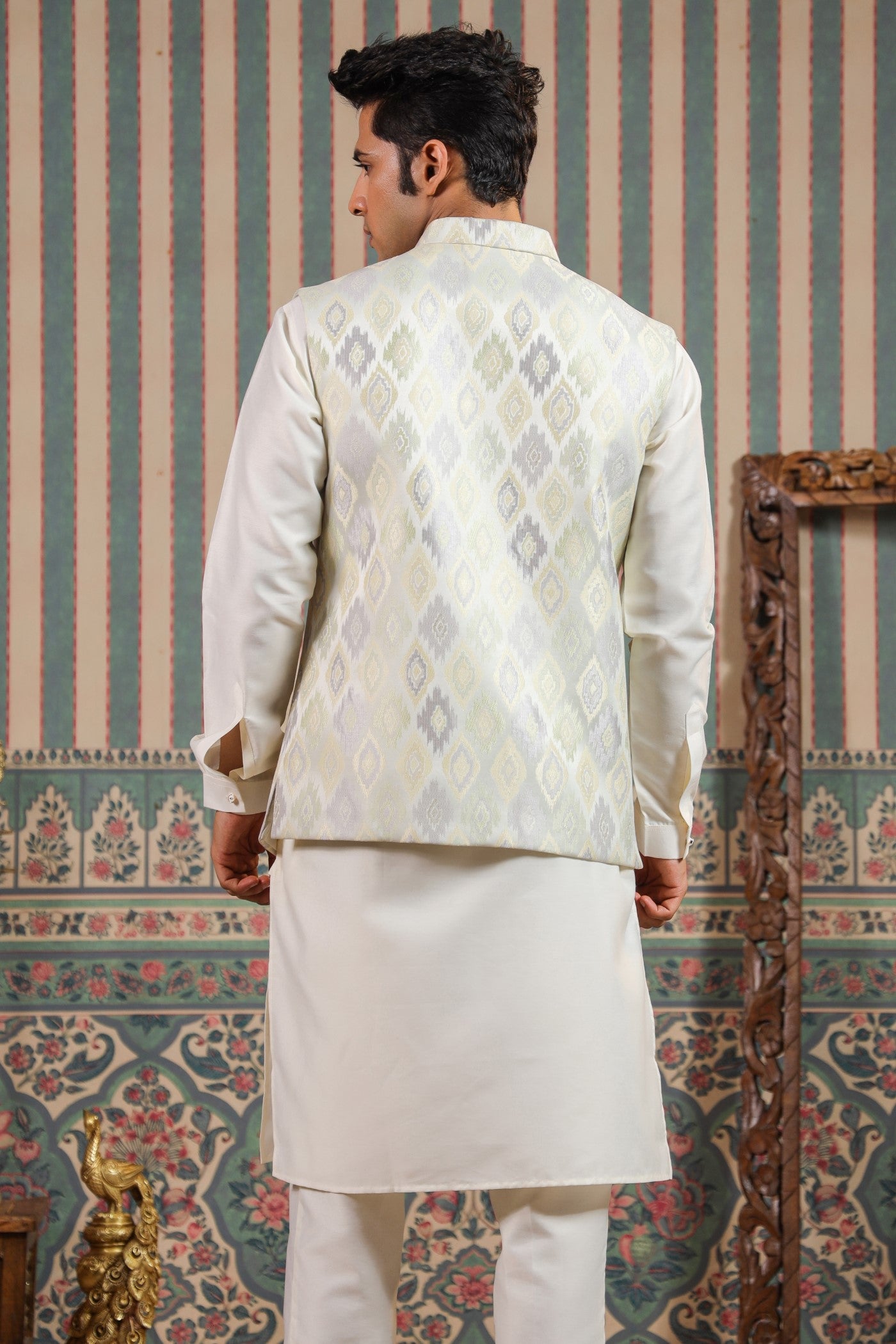 Pista Color Jacquard Waist Coat For Men