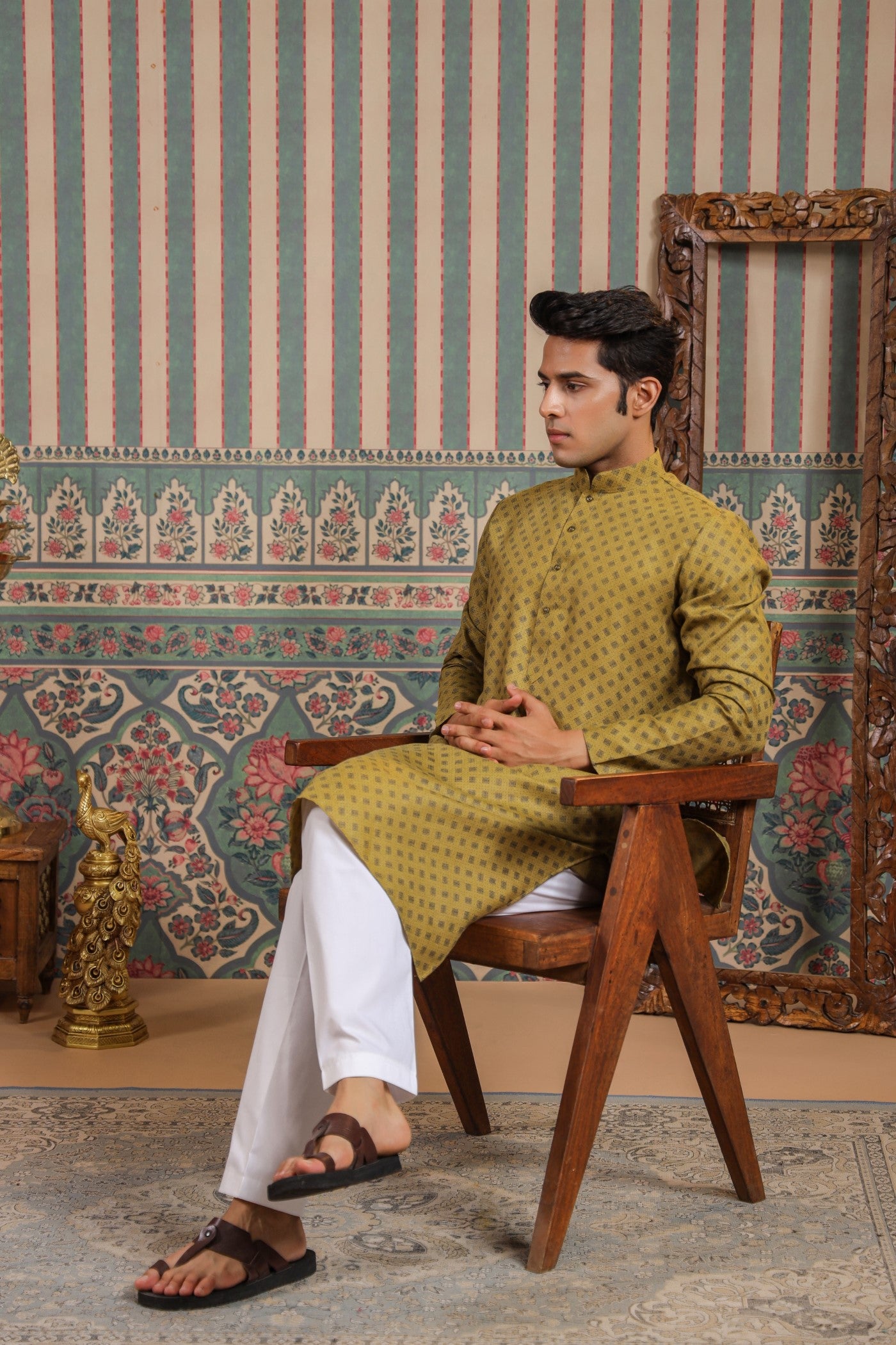 Kurta pajama for mehandi