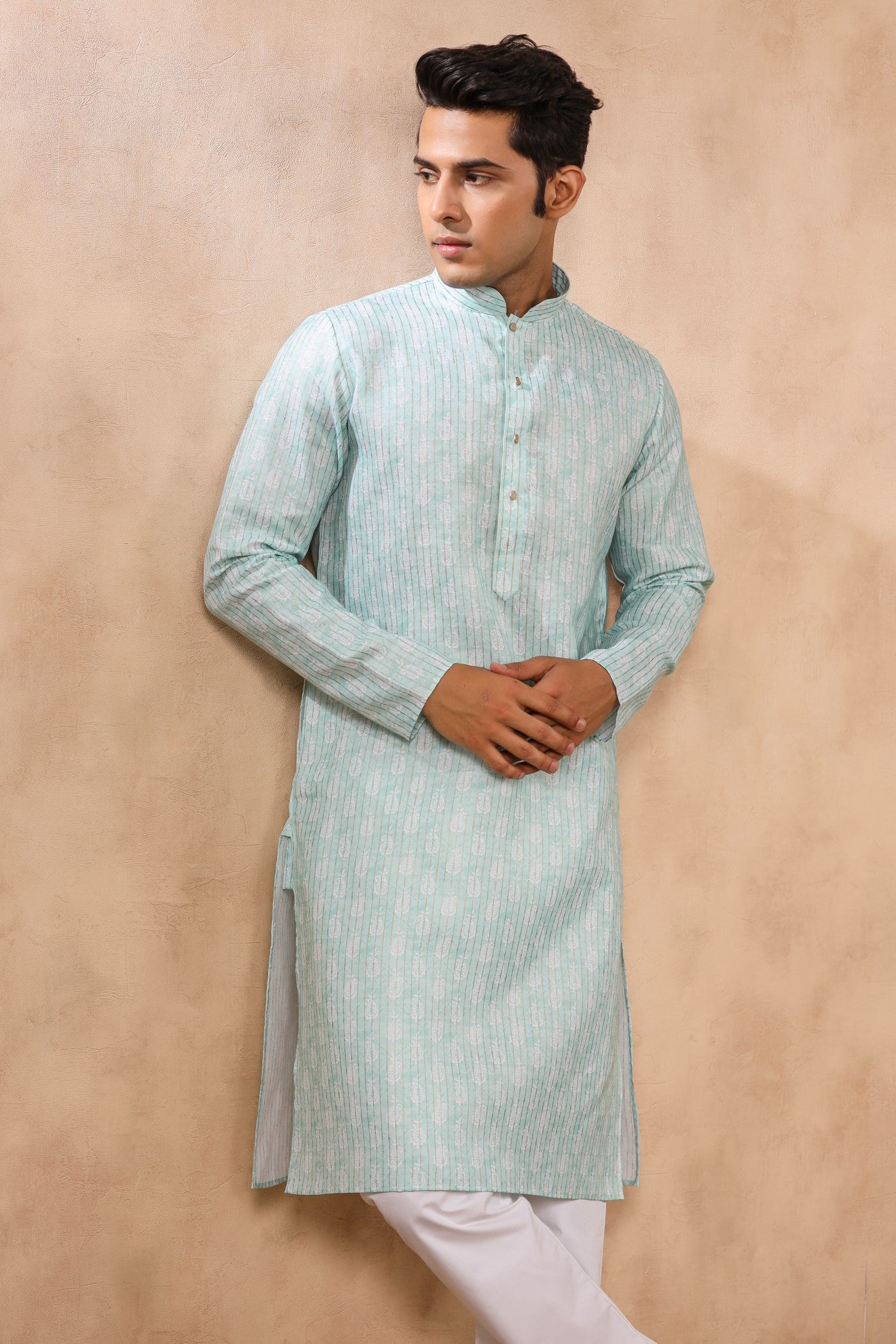 green kurta pajama
