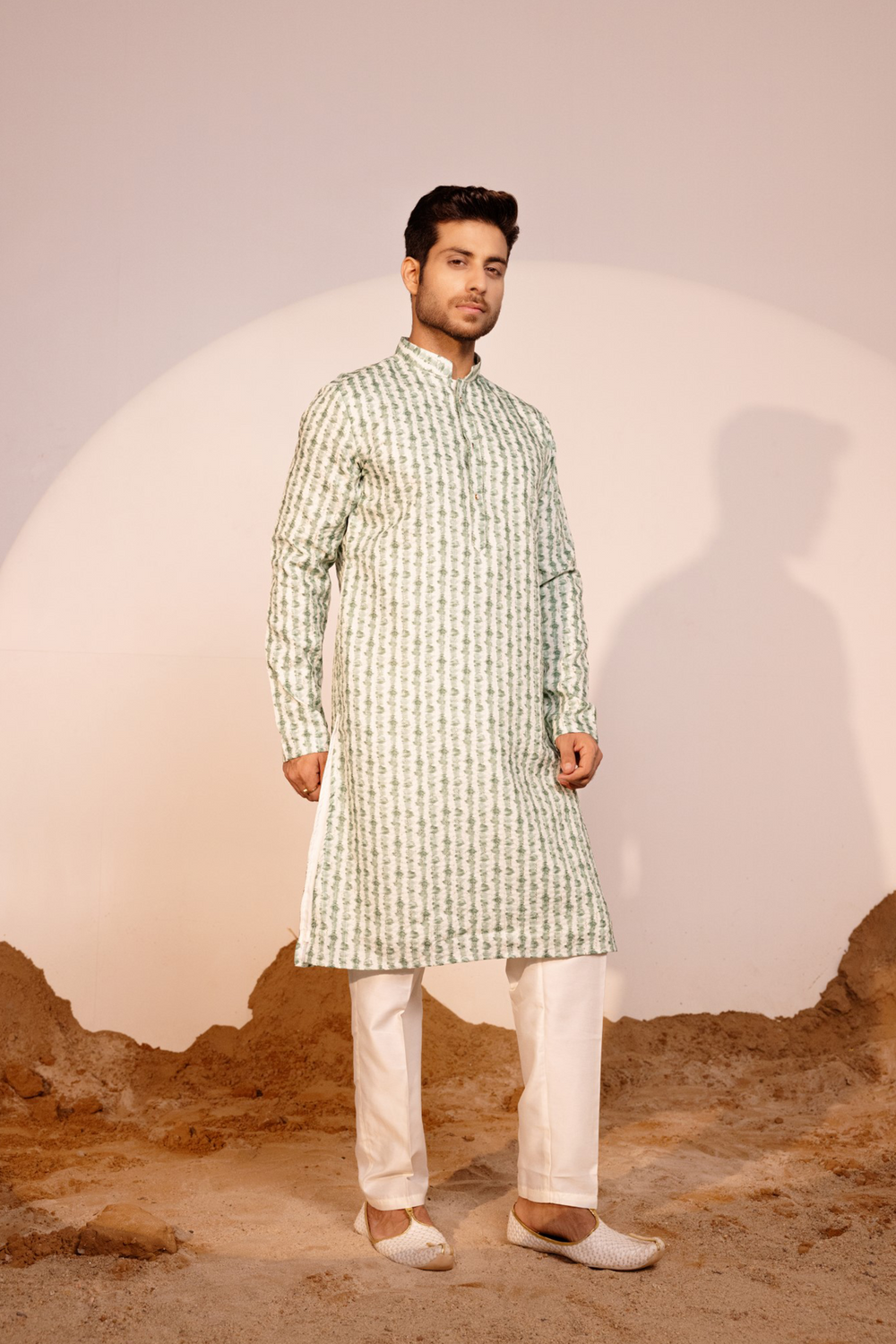 Traditional Indian Clothing Cotton Embroidered Men's Kurta Pajama Set (Green) main image 1