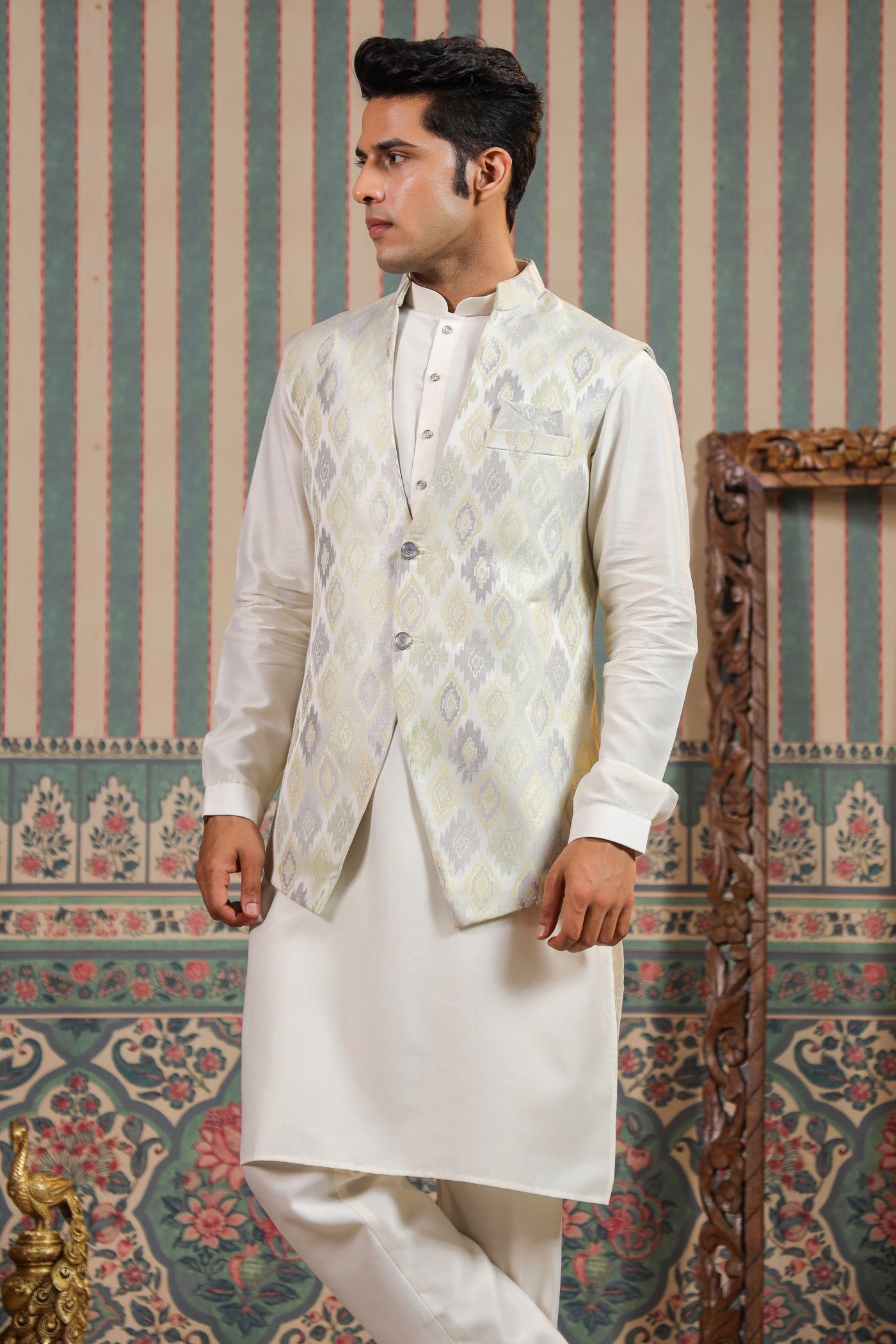 Pista Color Jacquard Waist Coat For Men