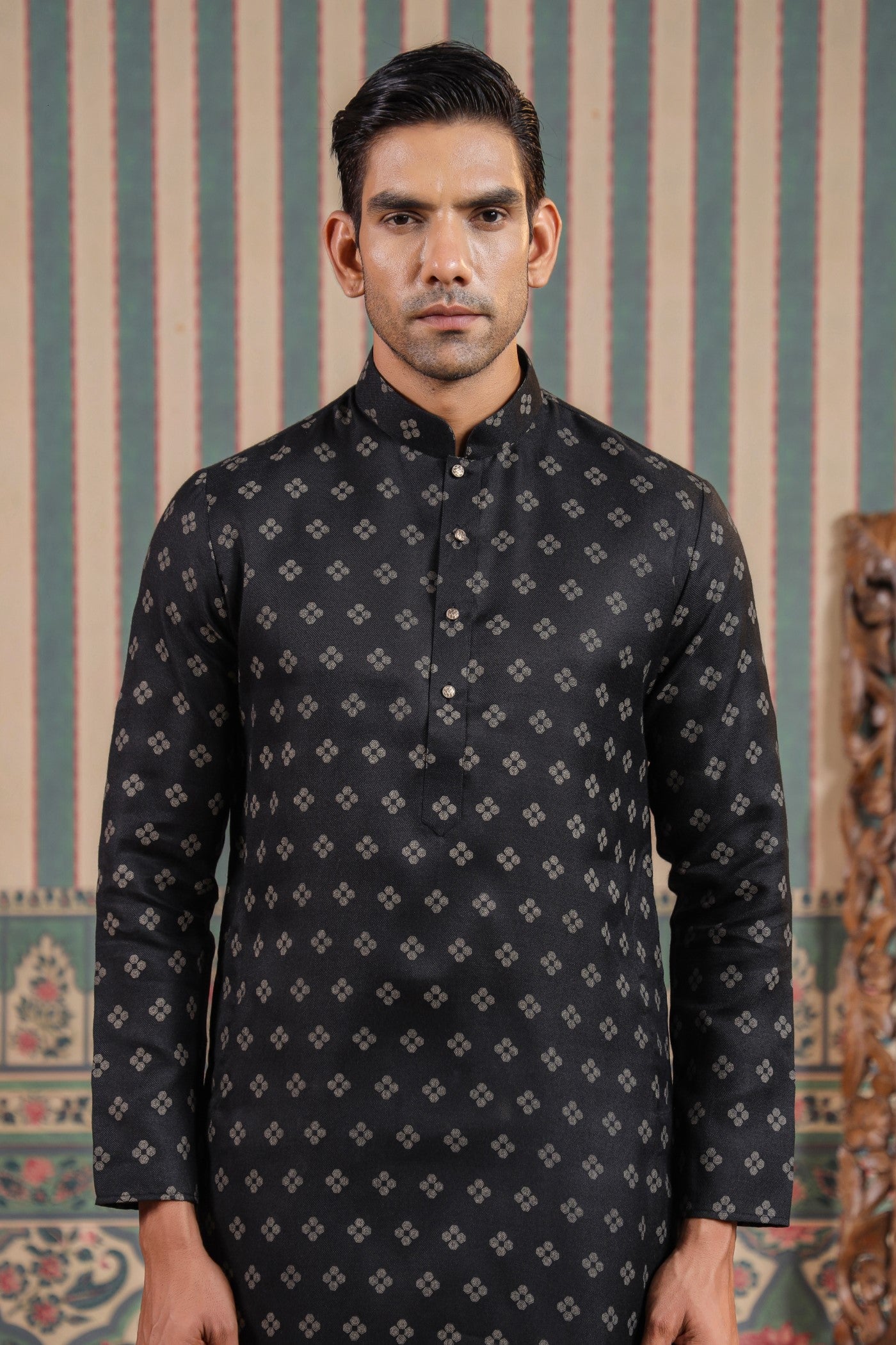 Black Color Print Kurta Pajama Set For Men