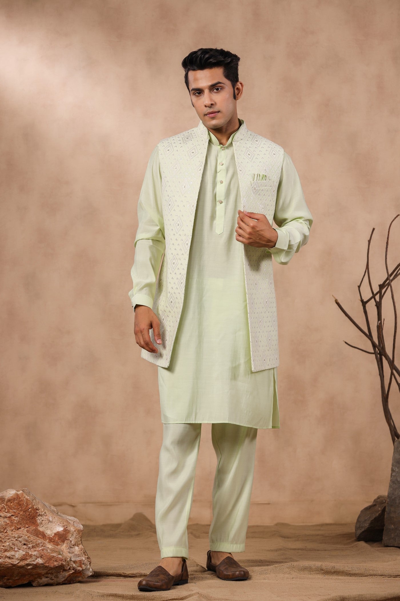 Green Color Men's Wear Embroidered Kurta with Dupatta Collection